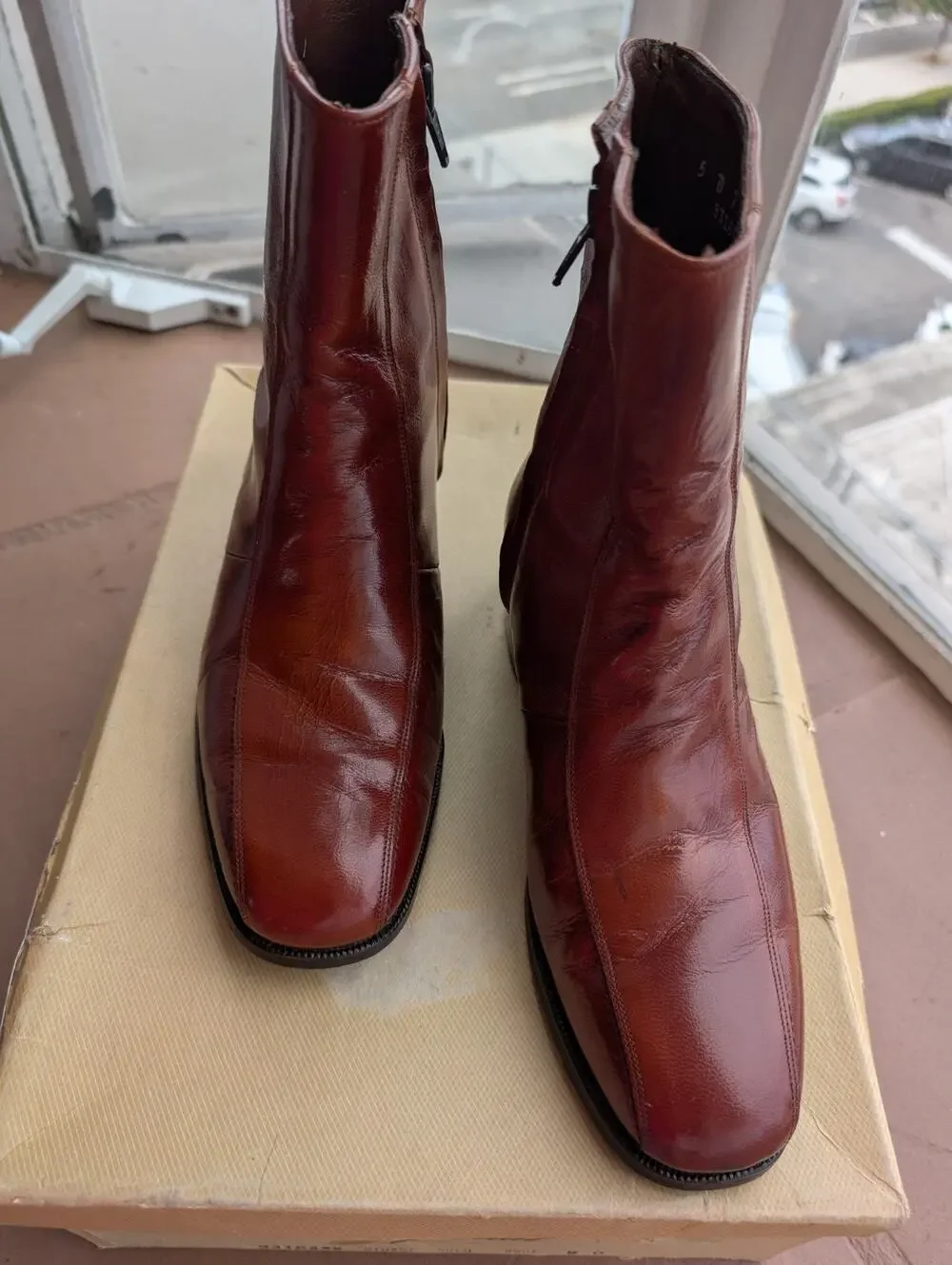 Vintage Florsheim Men's Leather Imperial Cognac Brown 5D Zip Ankle Boots w/box